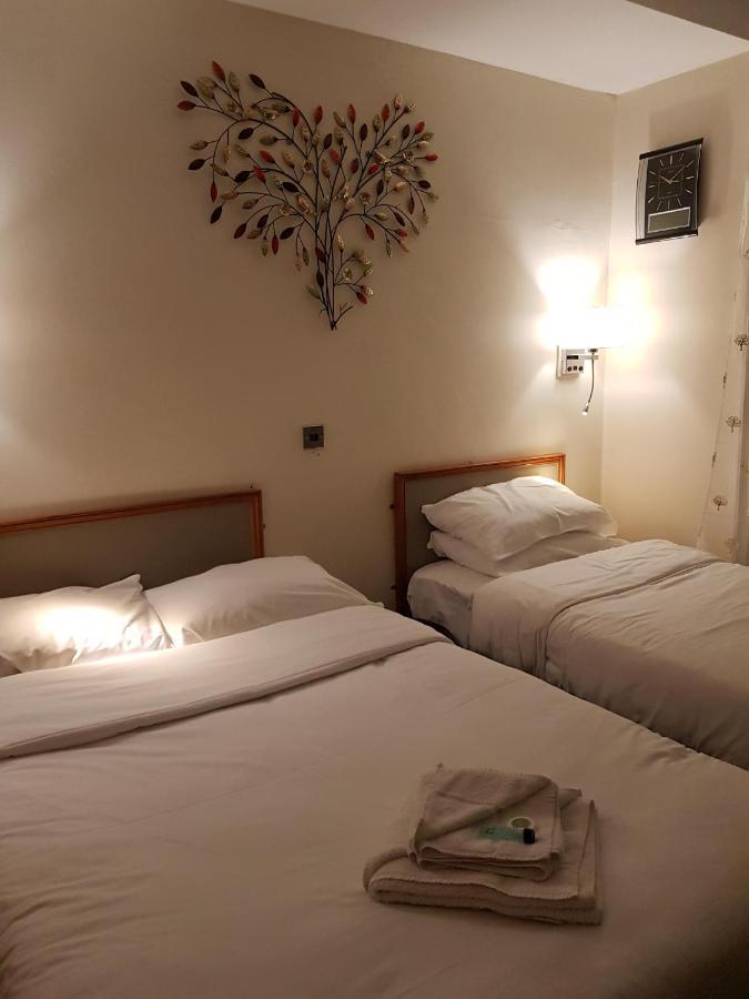 Bed and Breakfast Linden Tree Глостер Экстерьер фото